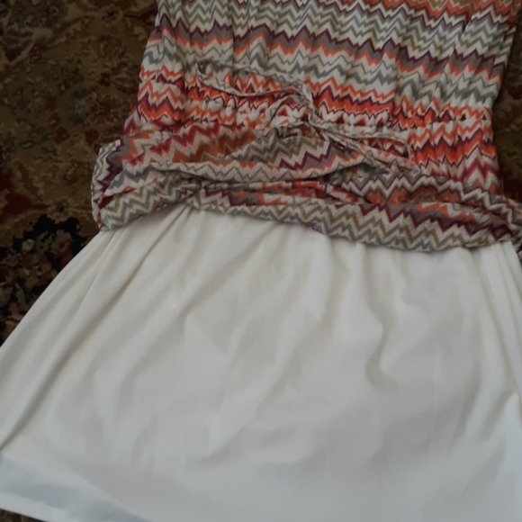 Adorable stretchy chevron dress - Picture 5 of 6